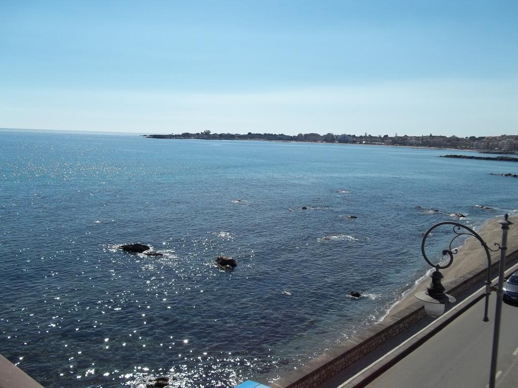 Mare E Monti Villa Giardini Naxos Værelse billede