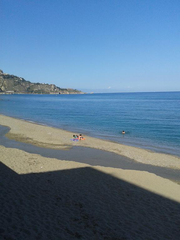 Mare E Monti Villa Giardini Naxos Eksteriør billede