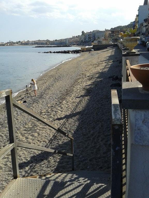 Mare E Monti Villa Giardini Naxos Eksteriør billede