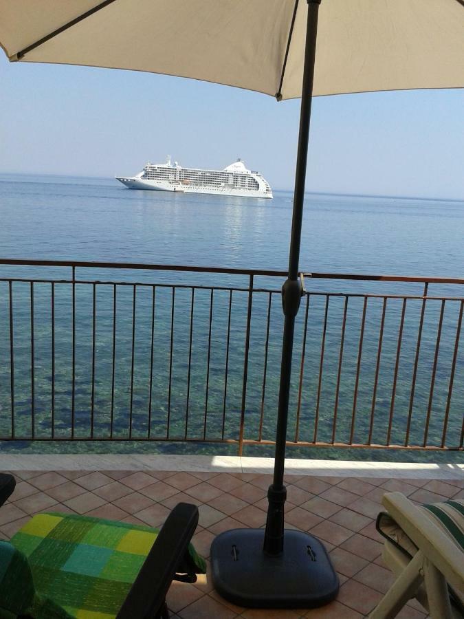 Mare E Monti Villa Giardini Naxos Eksteriør billede